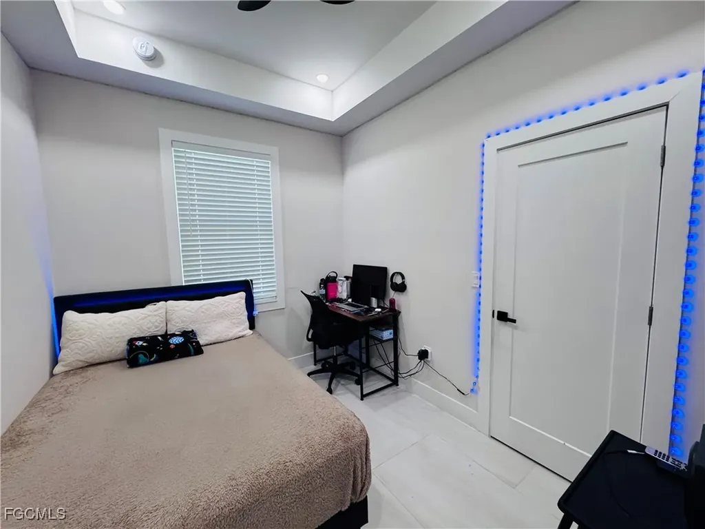 528 Jacaranda Parkway E Cape Coral FL 33909