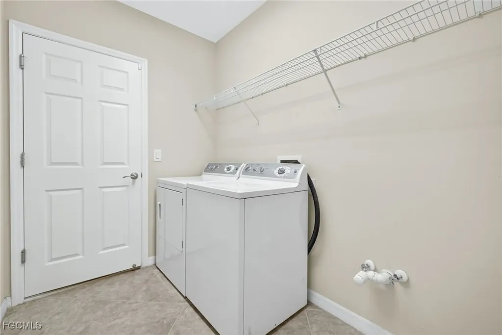 4418 Dutchess Park Road Fort Myers FL 33916