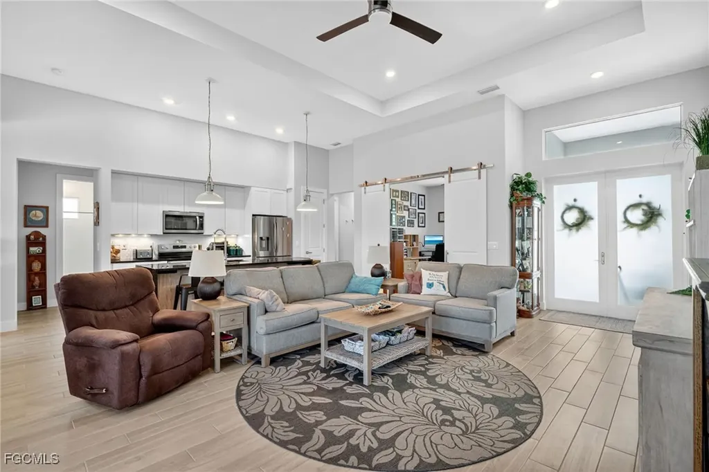 2834 SW 25th Place Cape Coral FL 33914