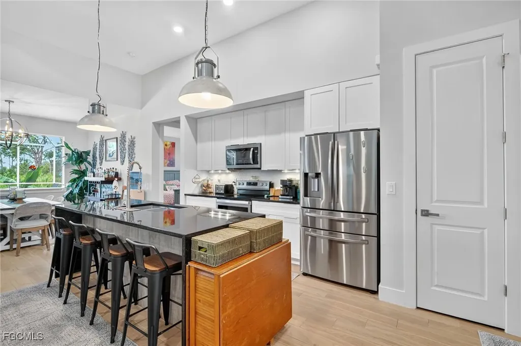 2834 SW 25th Place Cape Coral FL 33914