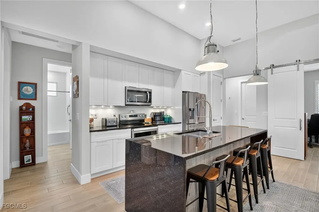 2834 SW 25th Place Cape Coral FL 33914