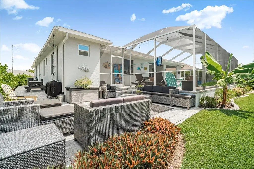 2834 SW 25th Place Cape Coral FL 33914