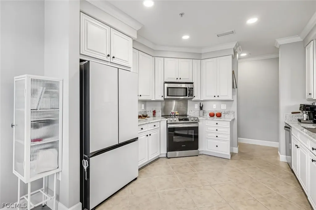 10390 Glastonbury Circle Fort Myers FL 33913