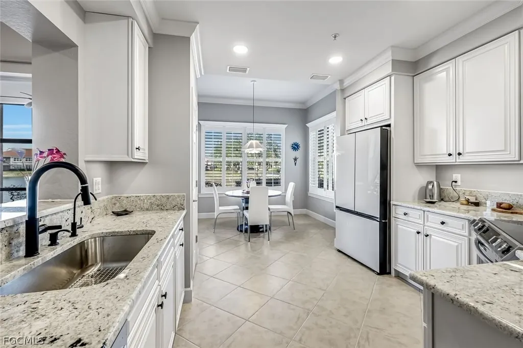 10390 Glastonbury Circle Fort Myers FL 33913