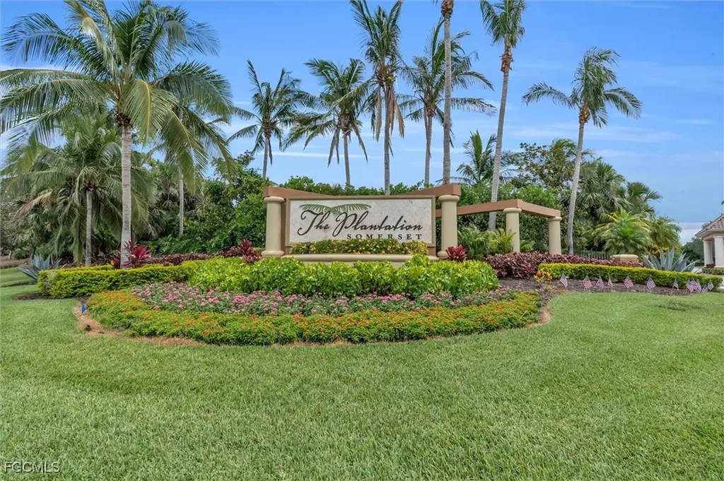 10390 Glastonbury Circle Fort Myers FL 33913