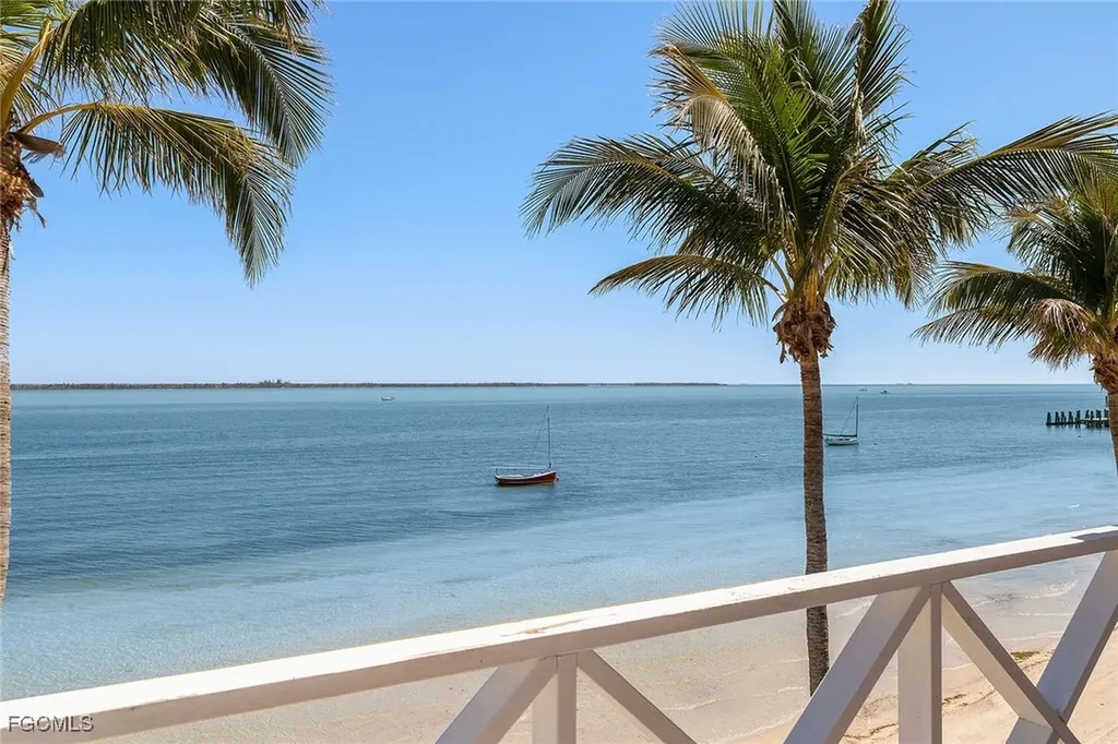 114 Useppa Island Useppa Island FL 33924