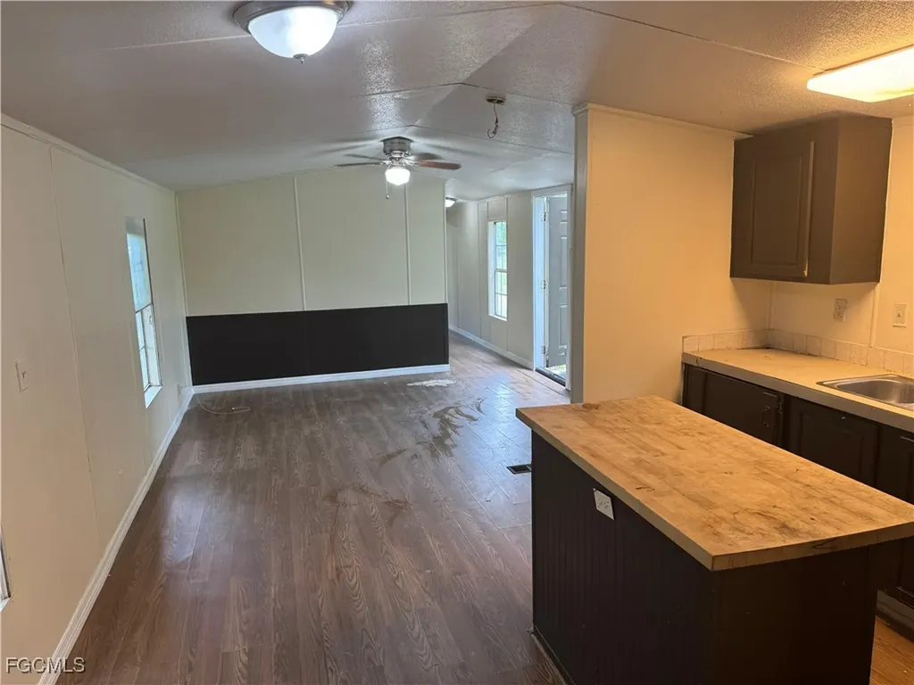 6851 Carmelita Drive Fort Myers FL 33905