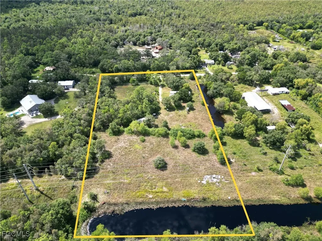 6851 Carmelita Drive Fort Myers FL 33905