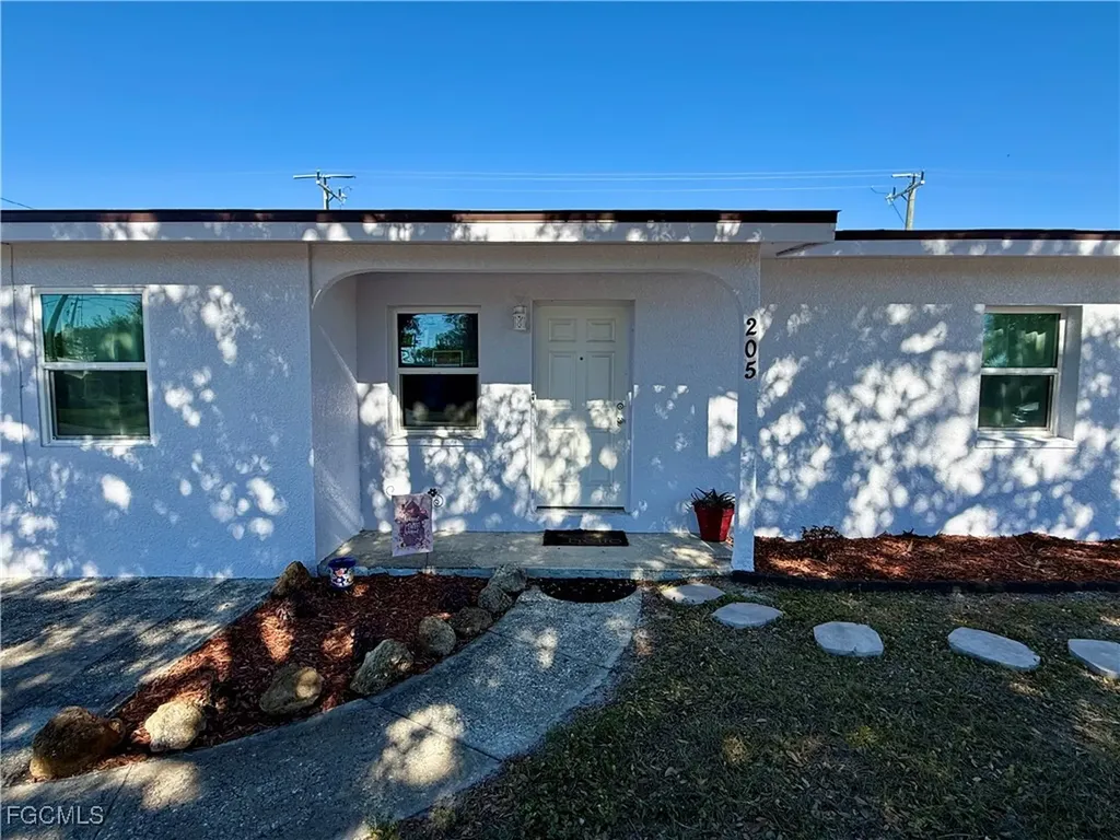 205 Martin Drive NE Port Charlotte FL 33952