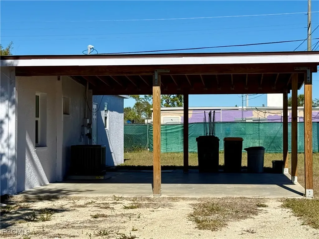 205 Martin Drive NE Port Charlotte FL 33952