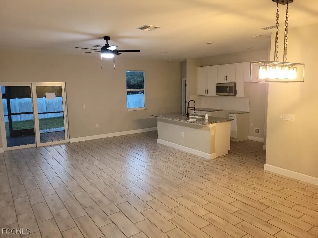 2612 NW 24th Terrace Cape Coral FL 33993