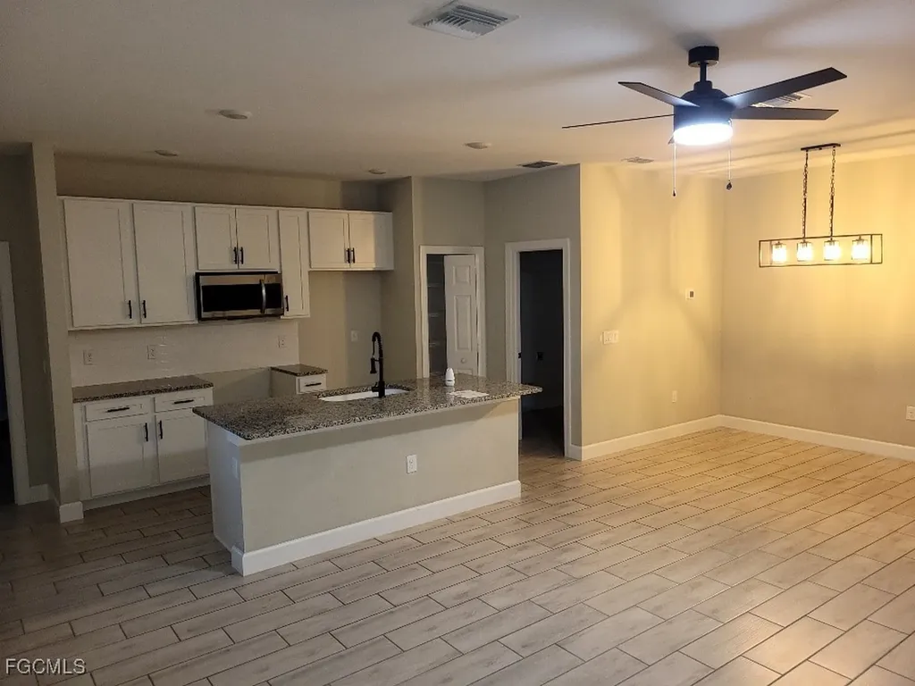 2612 NW 24th Terrace Cape Coral FL 33993