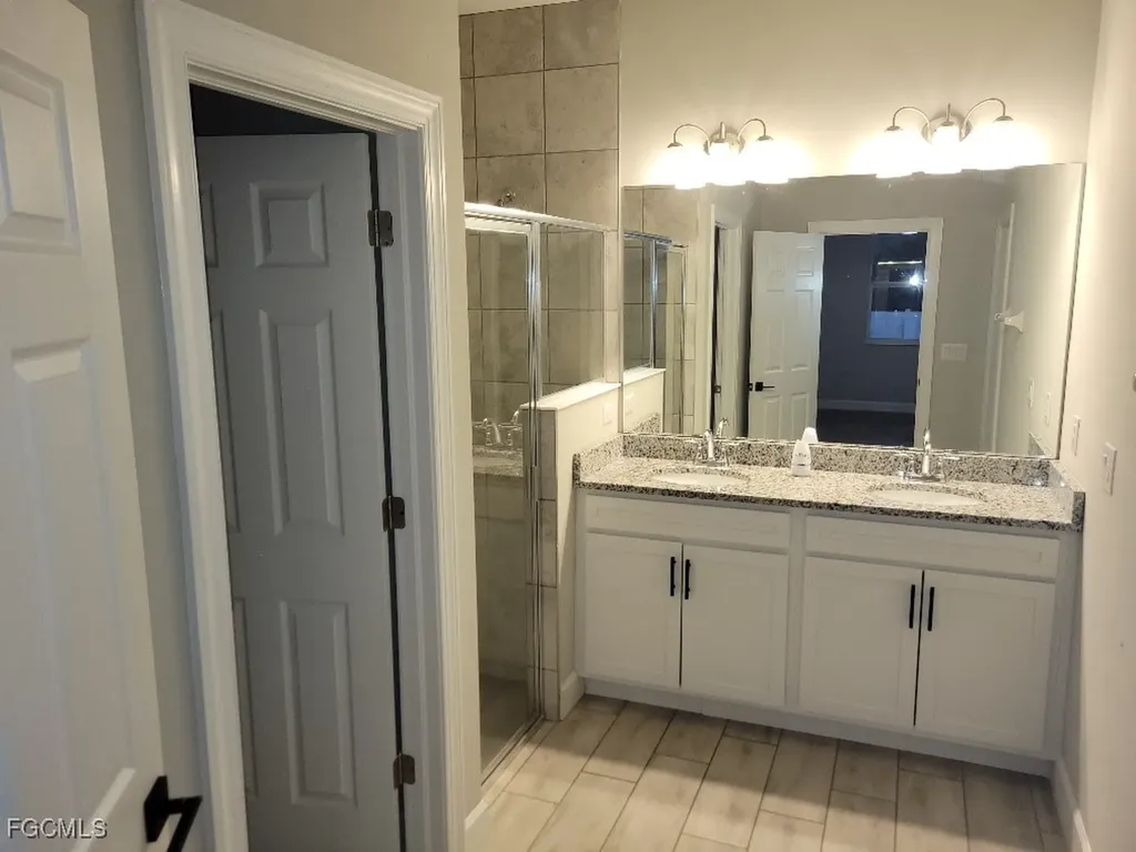 2612 NW 24th Terrace Cape Coral FL 33993