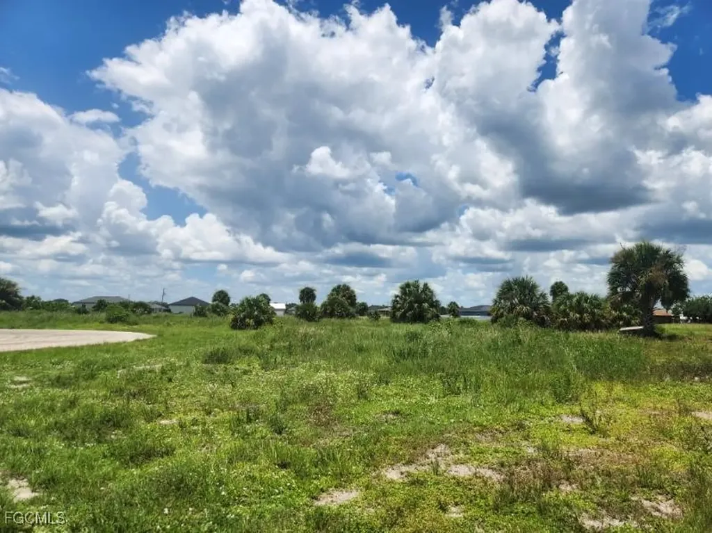 Saturn Court Labelle FL 33935