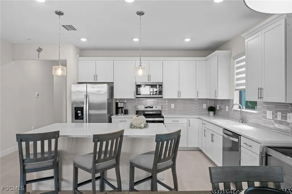 3663 Passion Vine Drive Alva FL 33920