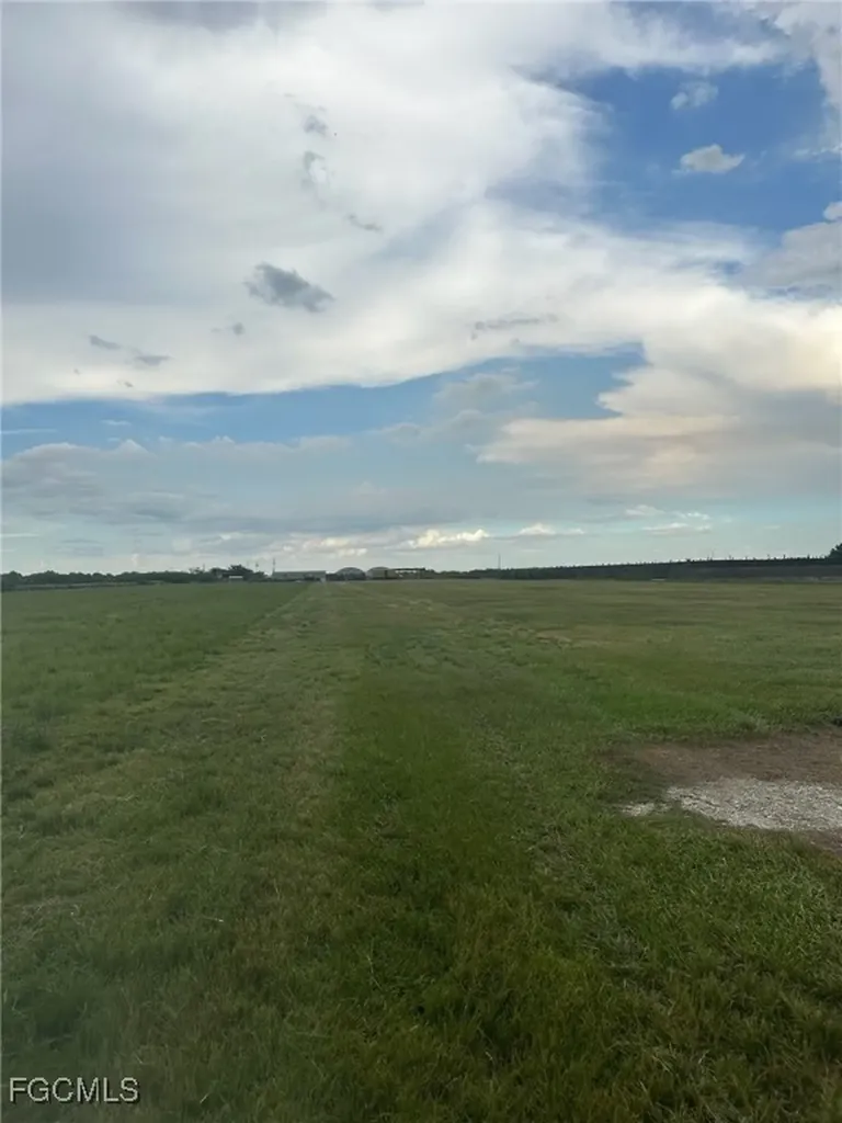 5675 2nd Road Labelle FL 33935