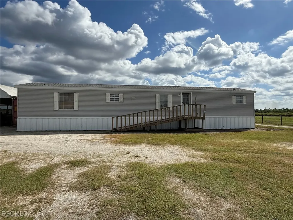 5675 2nd Road Labelle FL 33935