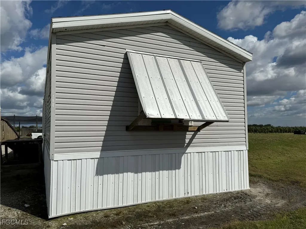 5675 2nd Road Labelle FL 33935