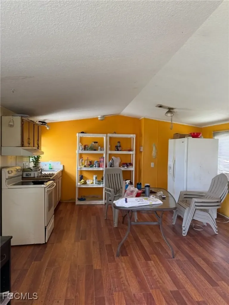 5675 2nd Road Labelle FL 33935