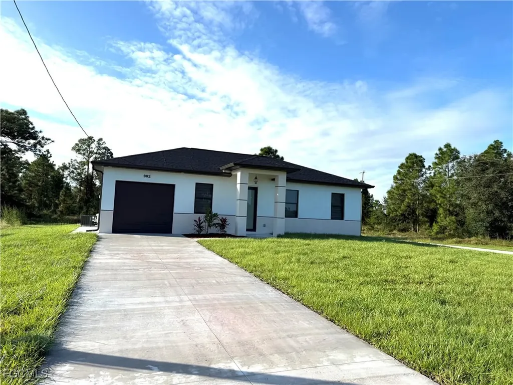 902 Wabasso Court Lehigh Acres FL 33974