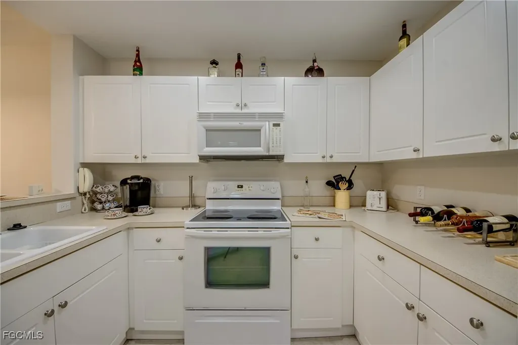 1516 SW 50th Street Cape Coral FL 33914