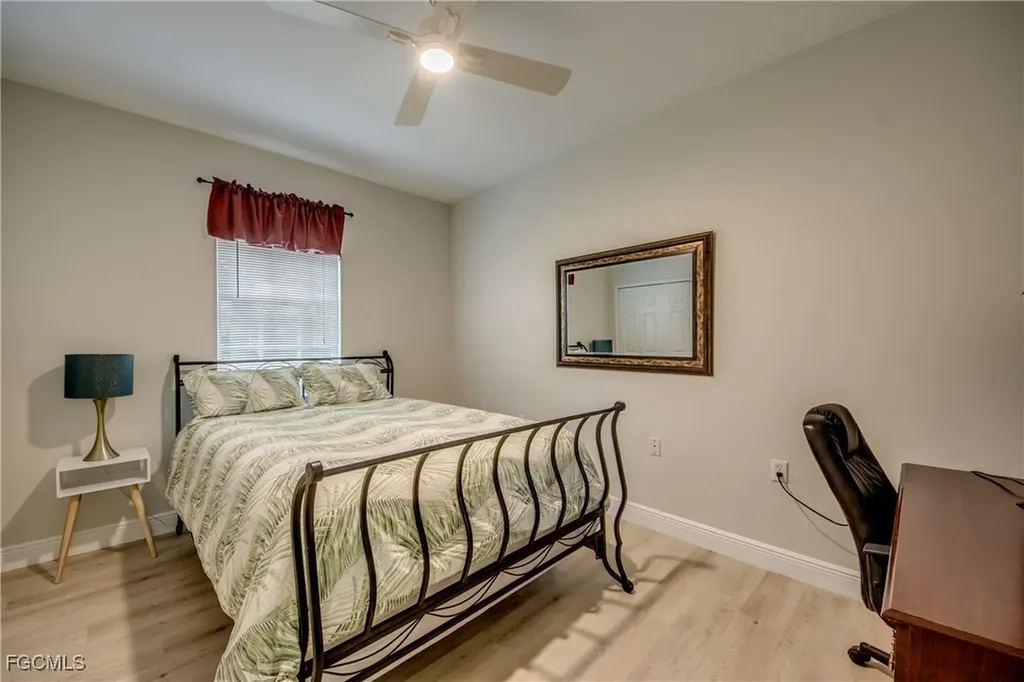 1516 SW 50th Street Cape Coral FL 33914