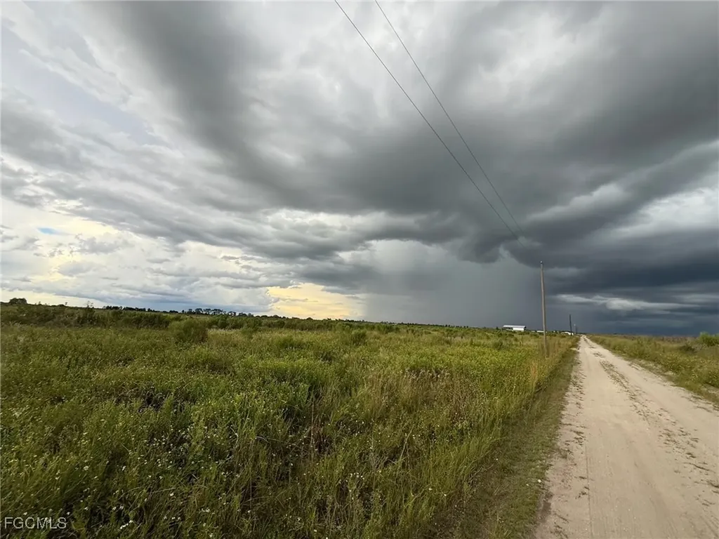 6580 6th Road Labelle FL 33935