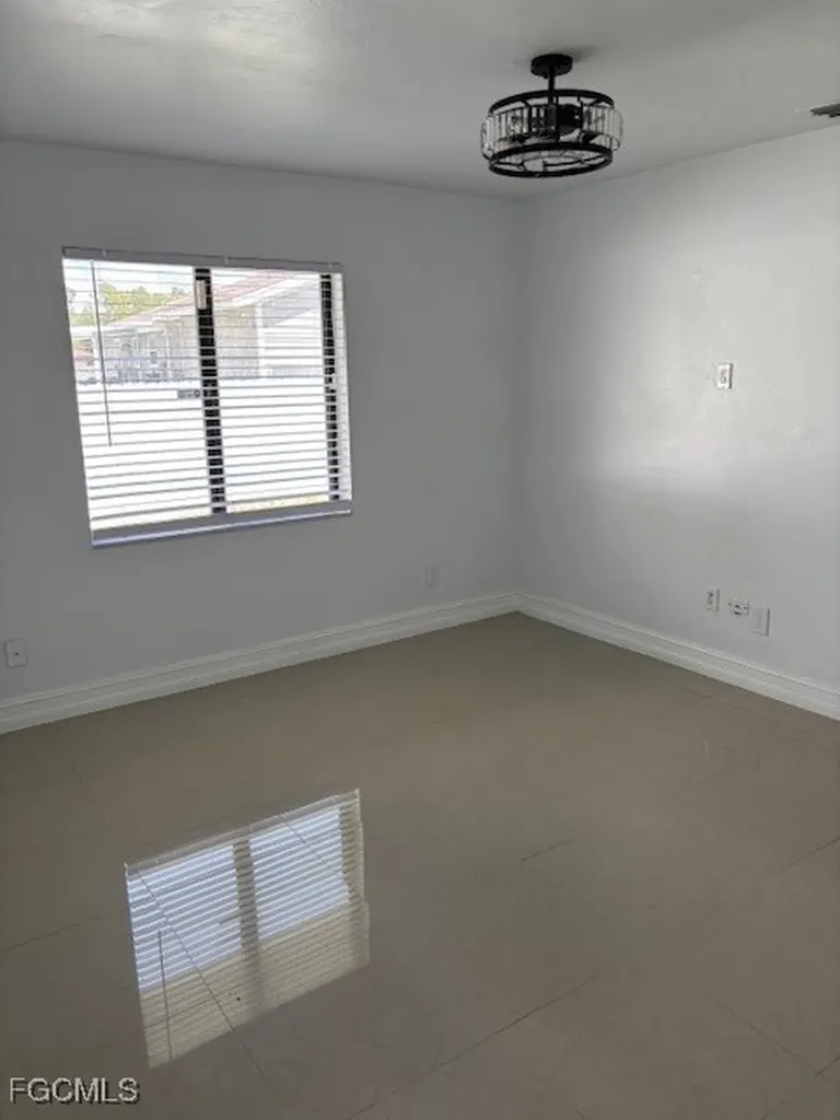 321 Greenwood Avenue Lehigh Acres FL 33936