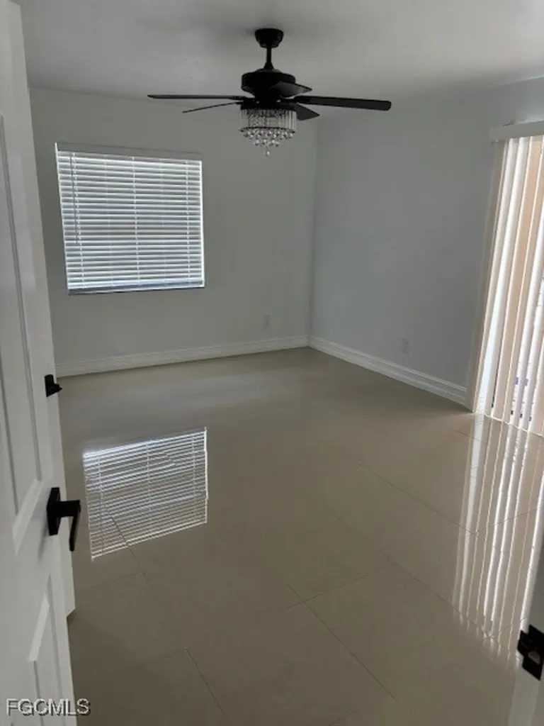 321 Greenwood Avenue Lehigh Acres FL 33936