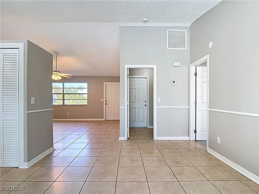 3815 SW 6th Avenue Cape Coral FL 33914