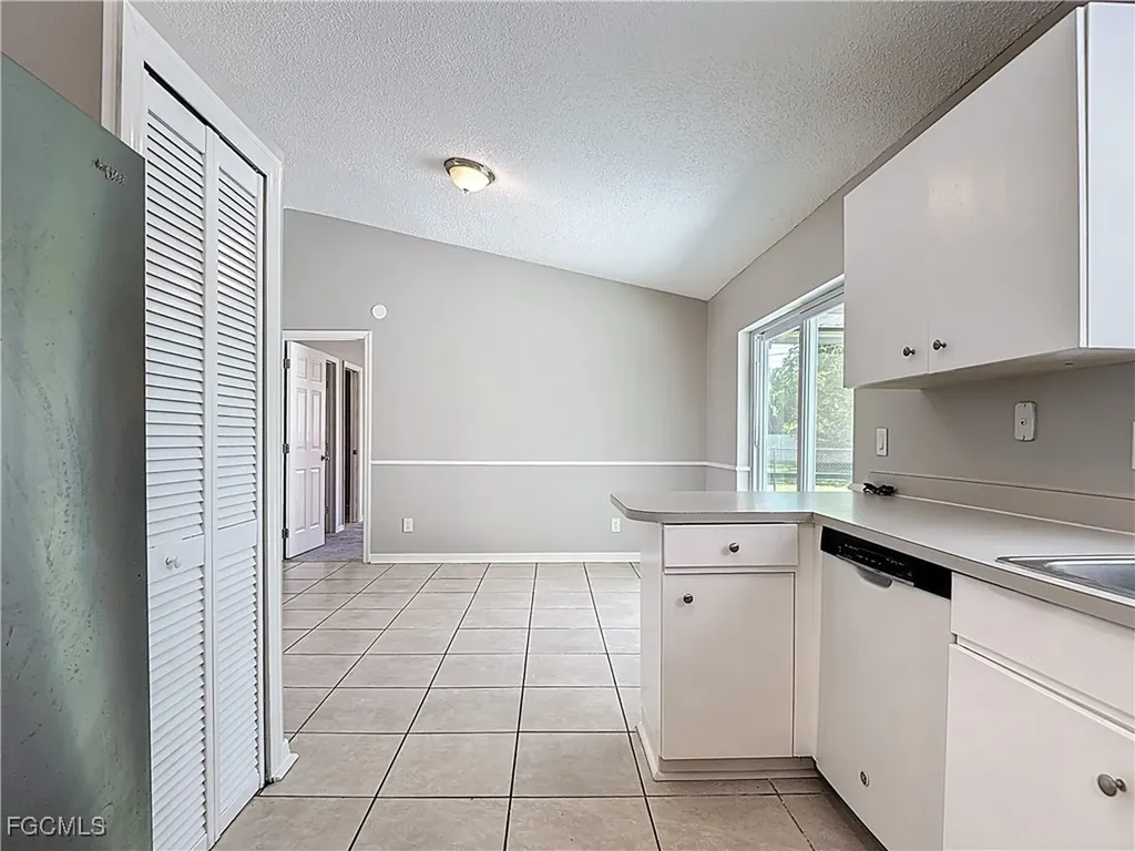 3815 SW 6th Avenue Cape Coral FL 33914