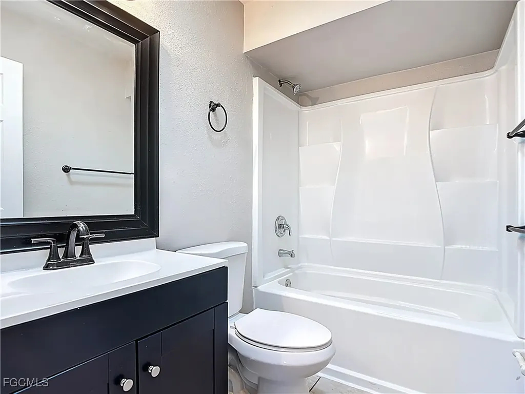 3815 SW 6th Avenue Cape Coral FL 33914