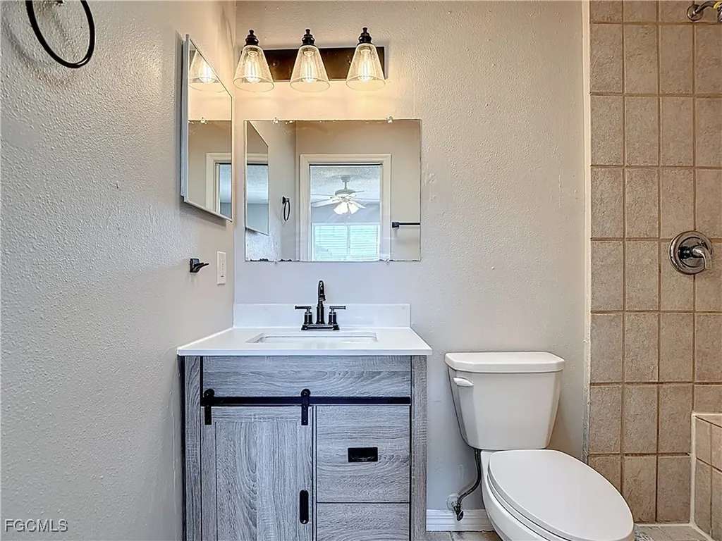 3815 SW 6th Avenue Cape Coral FL 33914