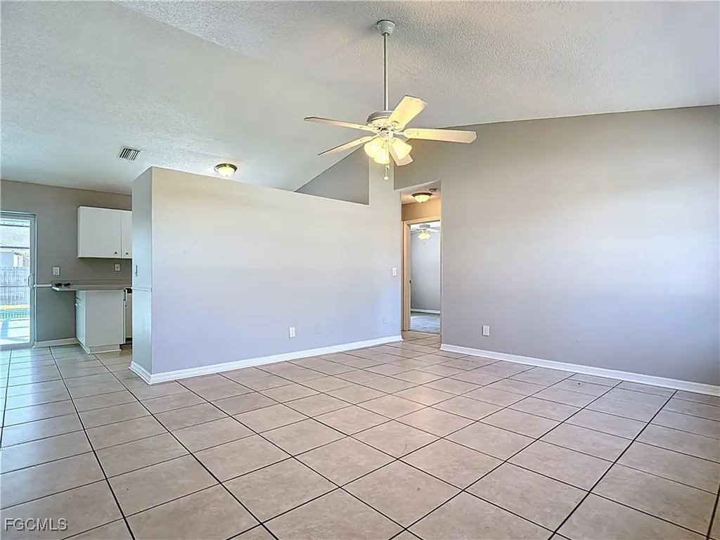 3815 SW 6th Avenue Cape Coral FL 33914