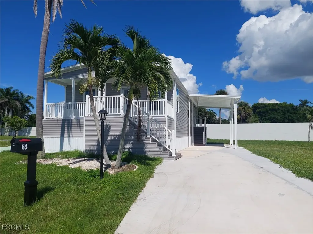 63 Poplar Place Fort Myers FL 33908