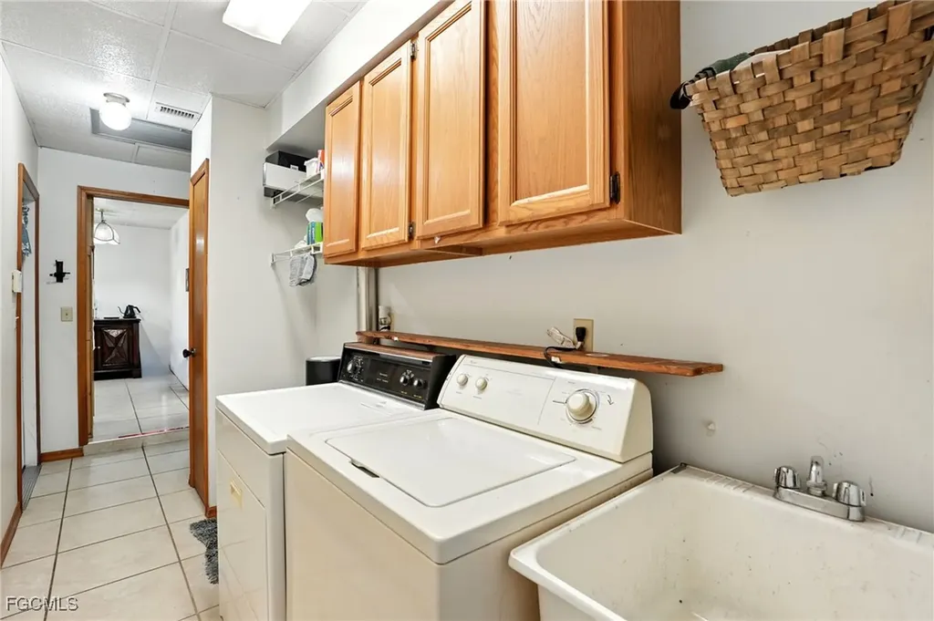5006 Pike Lane Labelle FL 33935