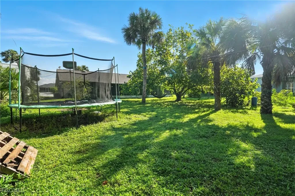5006 Pike Lane Labelle FL 33935