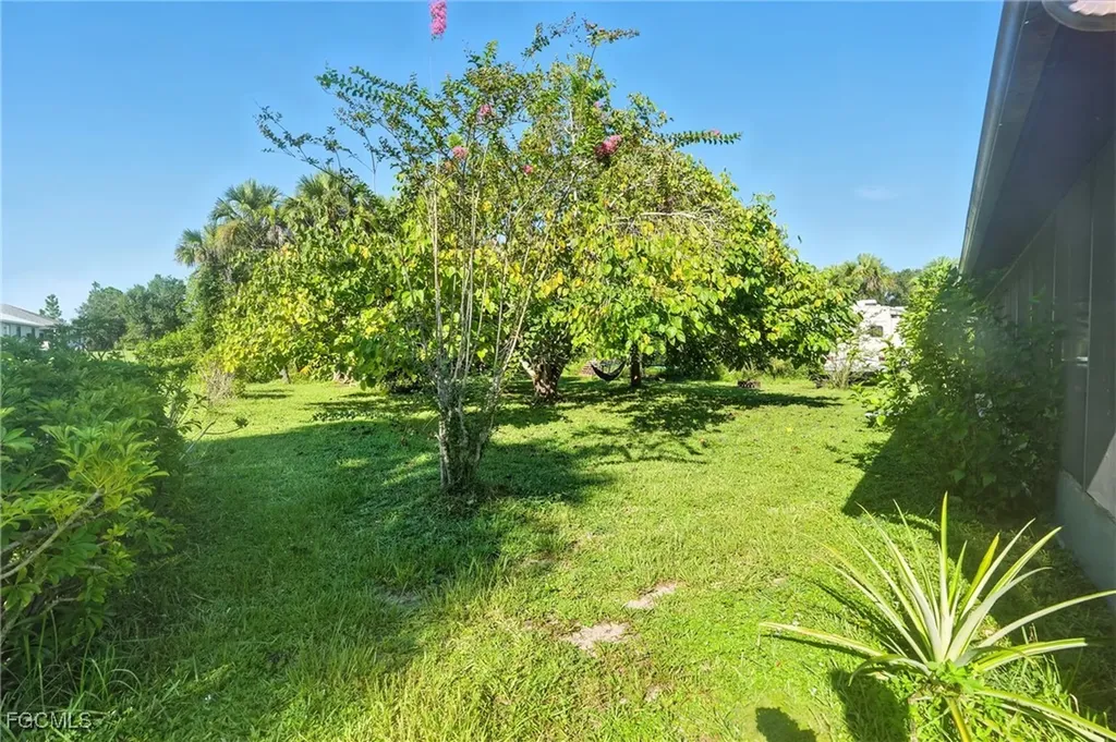 5006 Pike Lane Labelle FL 33935