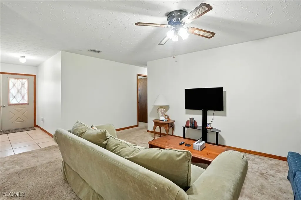 5006 Pike Lane Labelle FL 33935