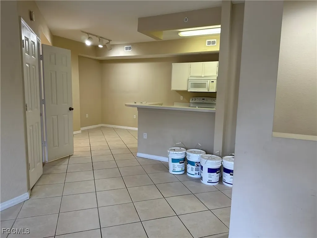 6300 Aragon Way Fort Myers FL 33966