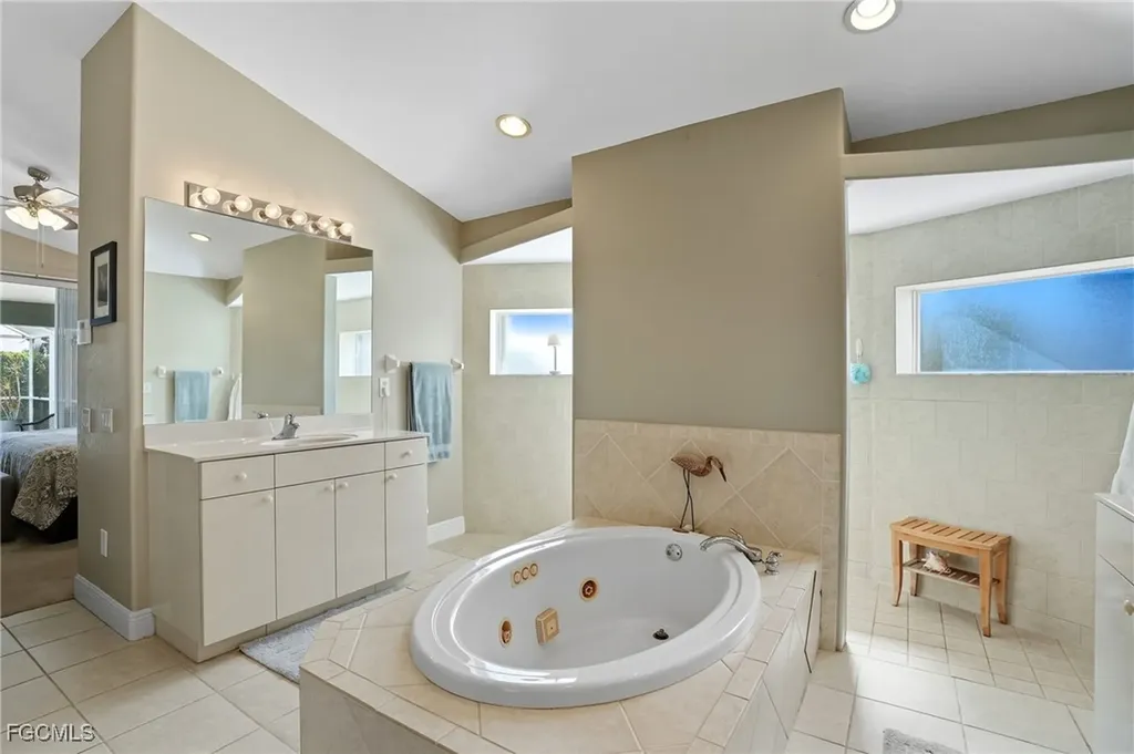 1311 SE 5th Court Cape Coral FL 33990