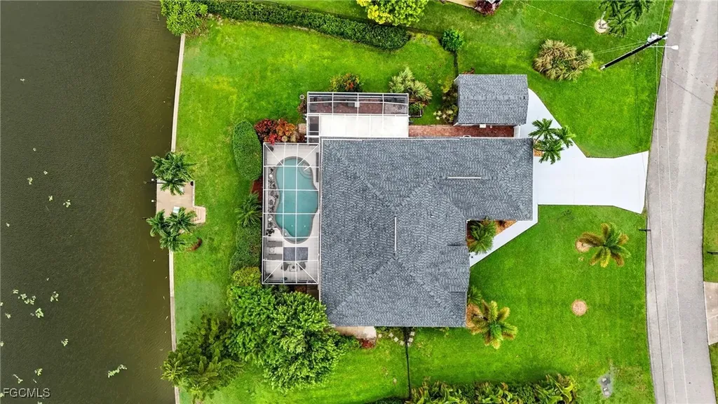 1311 SE 5th Court Cape Coral FL 33990