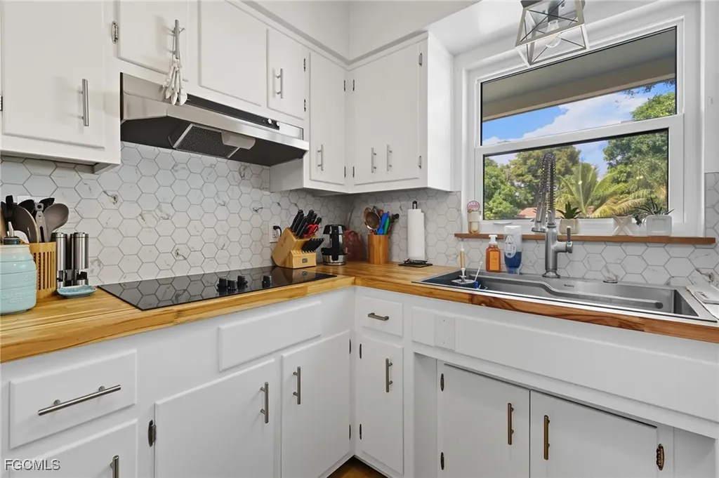 1420 Mandel Road Fort Myers FL 33919