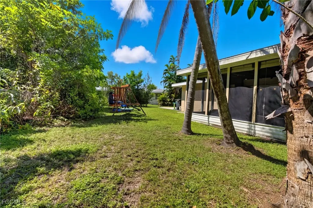 1420 Mandel Road Fort Myers FL 33919