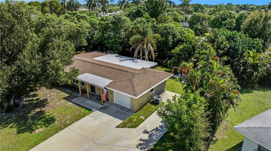 1420 Mandel Road Fort Myers FL 33919