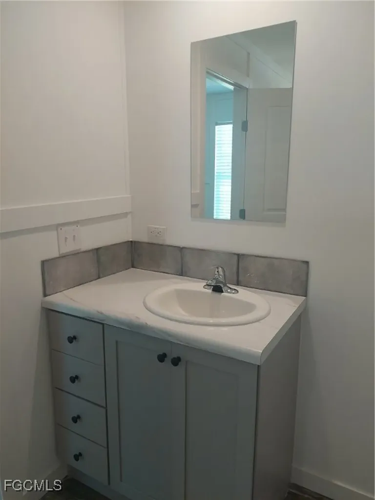 44 Dogwood Way Fort Myers FL 33908