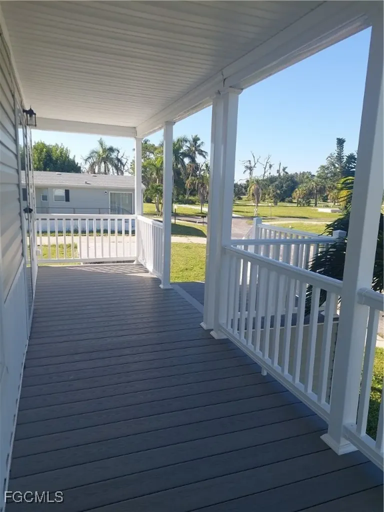 44 Dogwood Way Fort Myers FL 33908