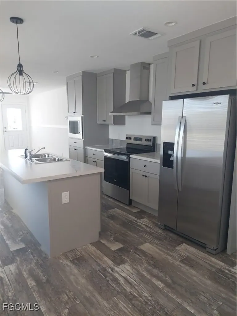 44 Dogwood Way Fort Myers FL 33908