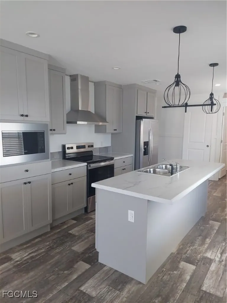 44 Dogwood Way Fort Myers FL 33908