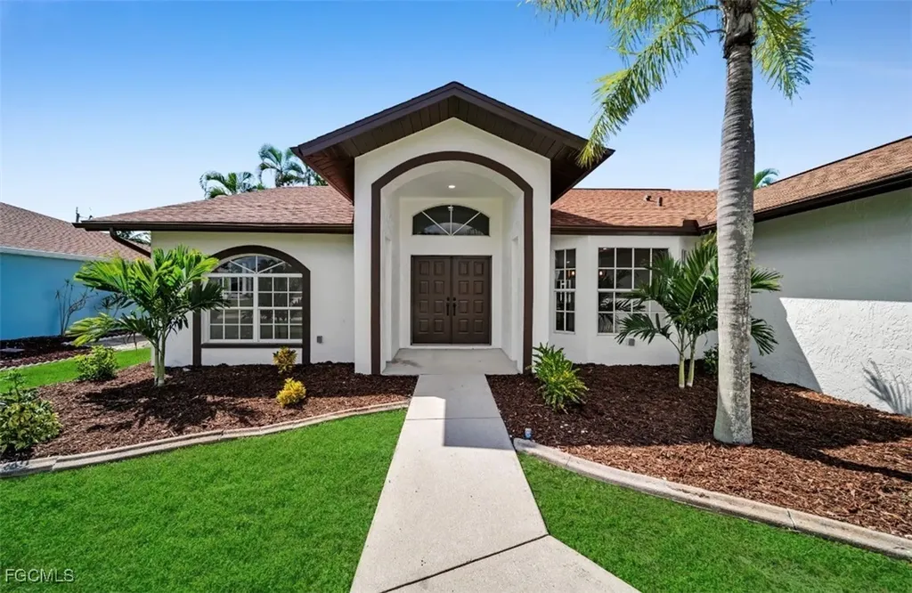 1712 SW 51st Street Cape Coral FL 33914